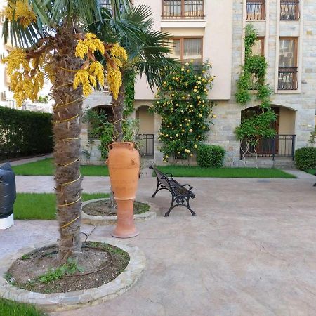 Cascadas Studio Apartment Pantai Sunny Bagian luar foto