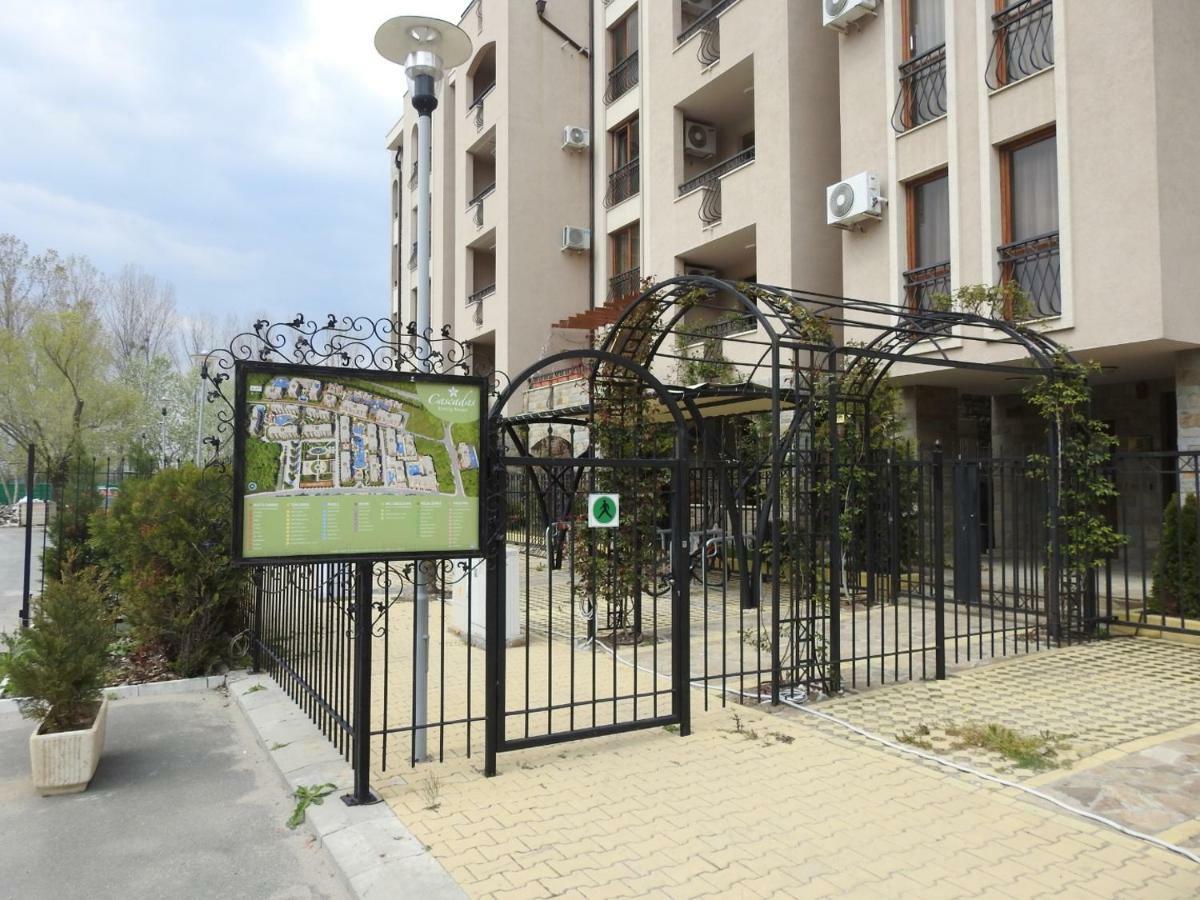Cascadas Studio Apartment Pantai Sunny Bagian luar foto