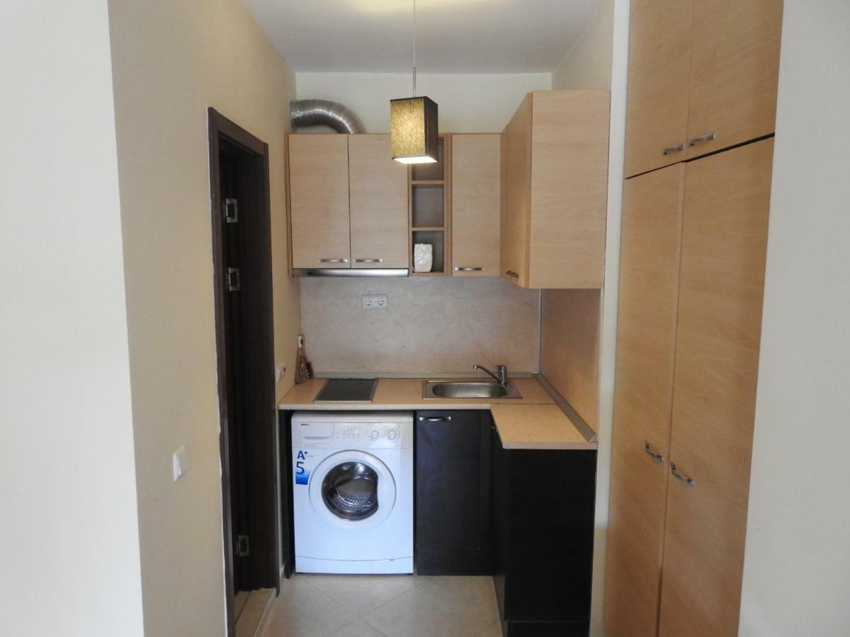 Cascadas Studio Apartment Pantai Sunny Bagian luar foto